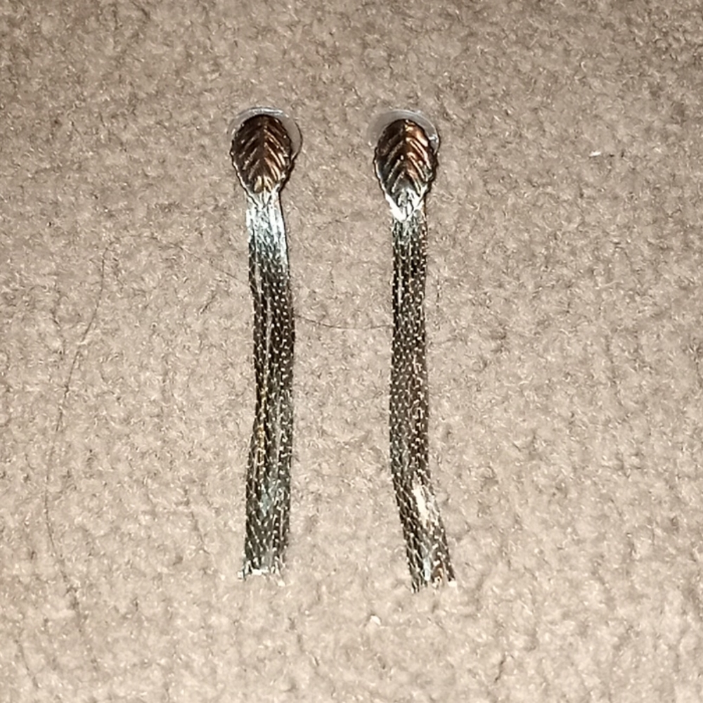 Gold leaf earrings